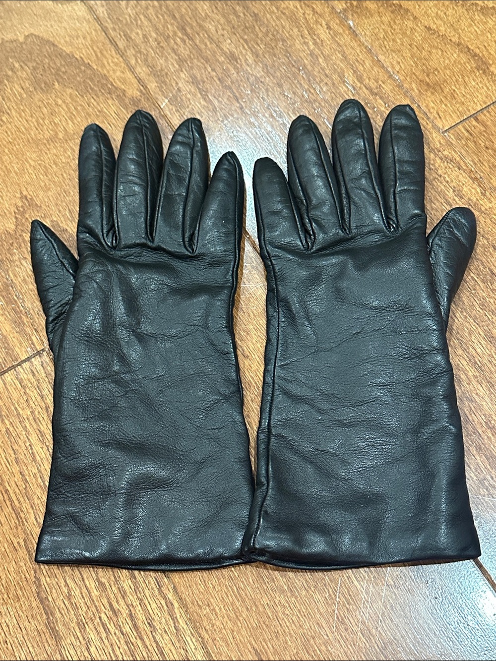 Talbots Black Leather Gloves - Classic Winter Accessory, cashmere lined